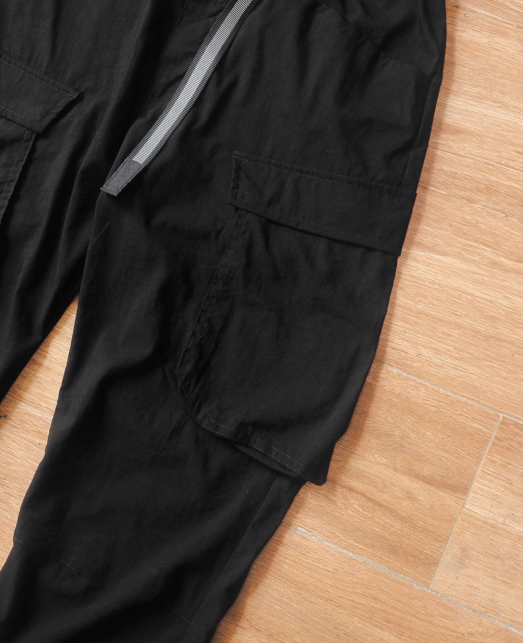  06.11.24 - VTG LIGHTWEIGHT CROPPED CARGO PANTS - MAC HOUSE RUN DENIM 