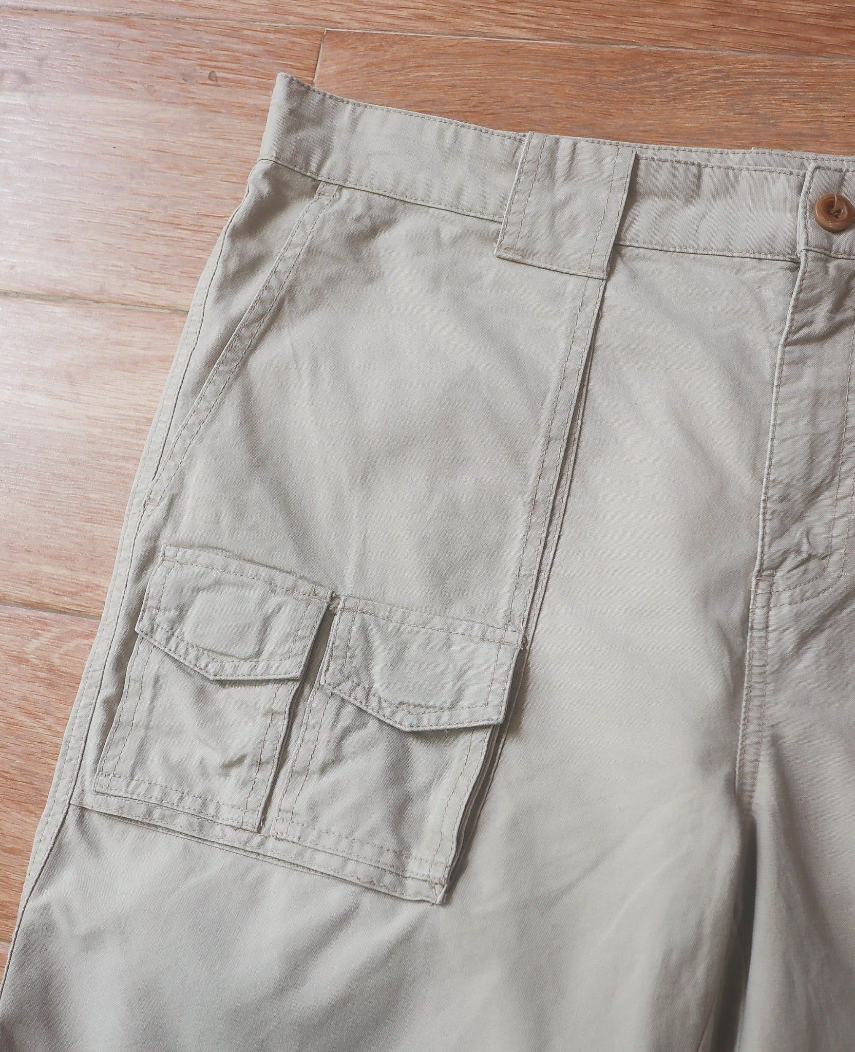  06.11.24 - VTG BAGGY CARGO SHORT - EDDIE BAUER 