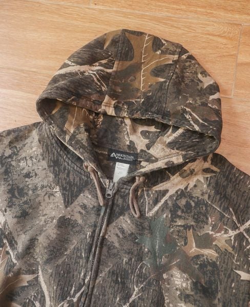  06.18.24 - VTG ZIP UP HOODIE - MOUNTAIN RIDGE 