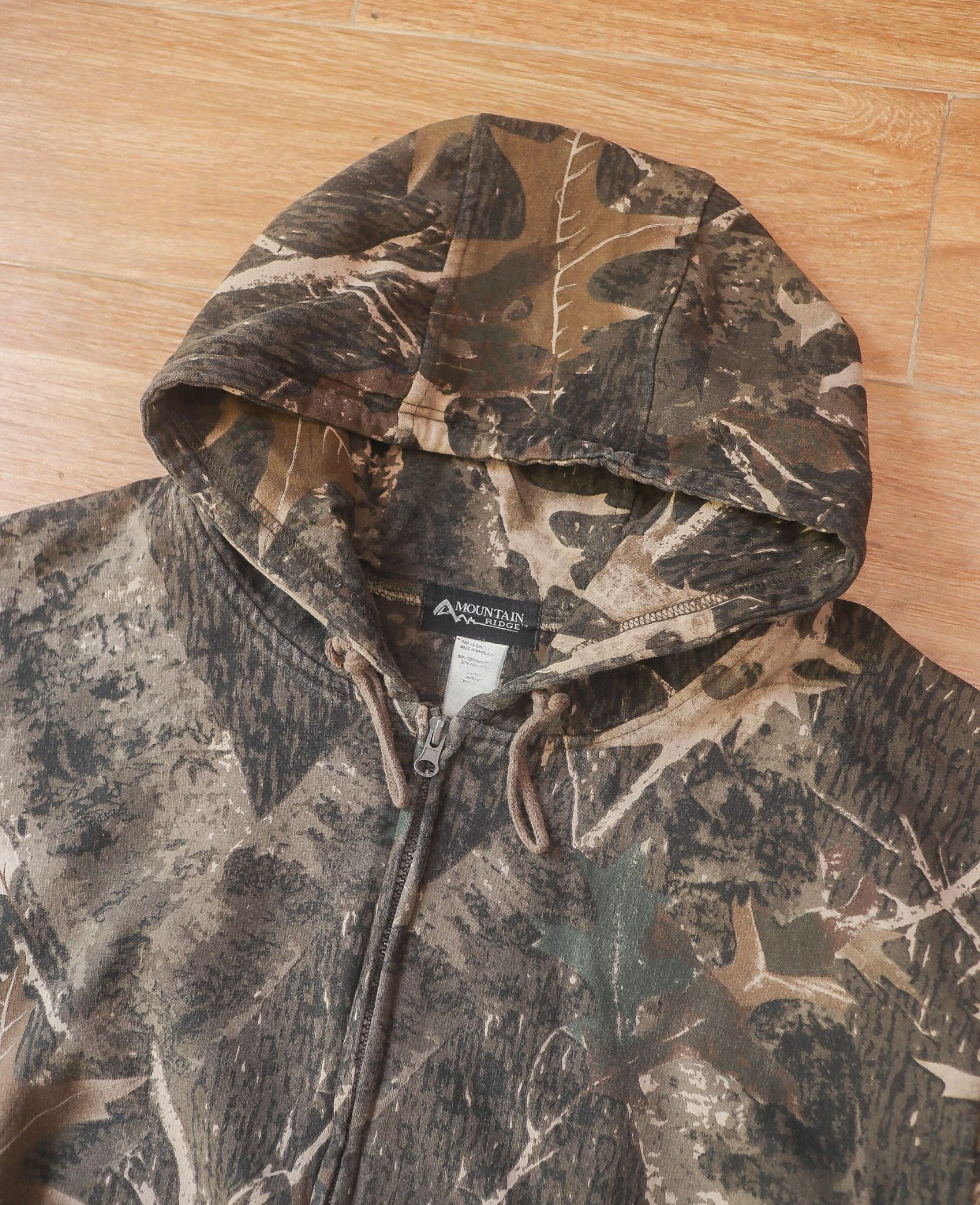  06.18.24 - VTG ZIP UP HOODIE - MOUNTAIN RIDGE 
