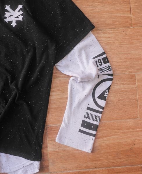  06.18.24 - VTG DOUBLE LAYER LONGSLEEVE SHIRT - ZOO YORK 