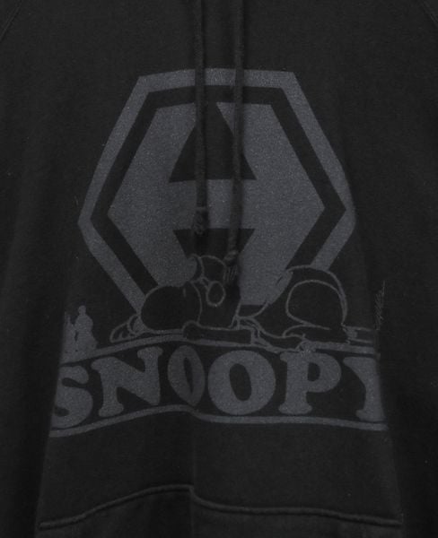  03.06.24 - VTG PULLOVER HOODIE - VINTAGE SNOOPY 
