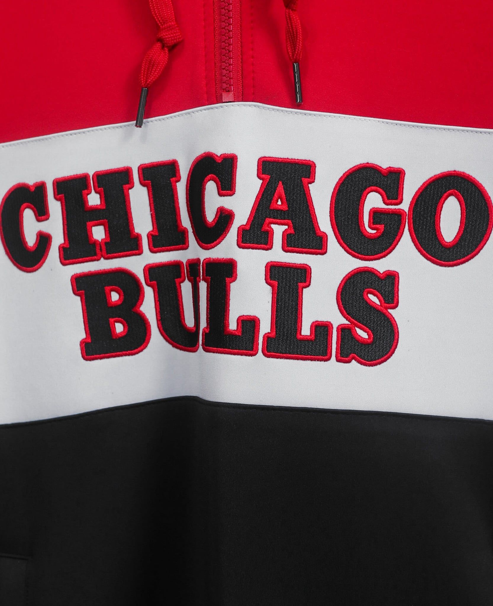  03.06.24 - VTG JERSEY QUATER ZIP PULLOVER HOODIE - NBA CHICAGO BULLS 