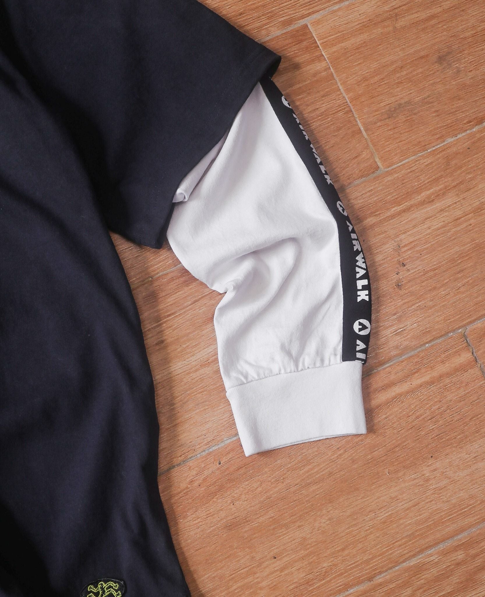  06.21.24 - VTG DOUBLE LAYER LONGSLEEVE SHIRT - AIRWALK 