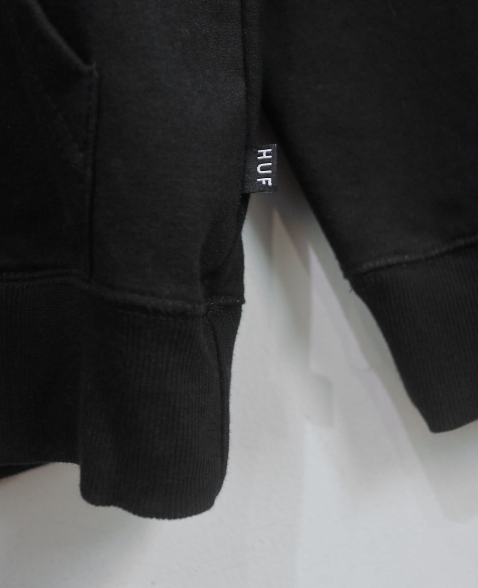  03.06.24 - VTG PULLOVER HOODIE - HUF 