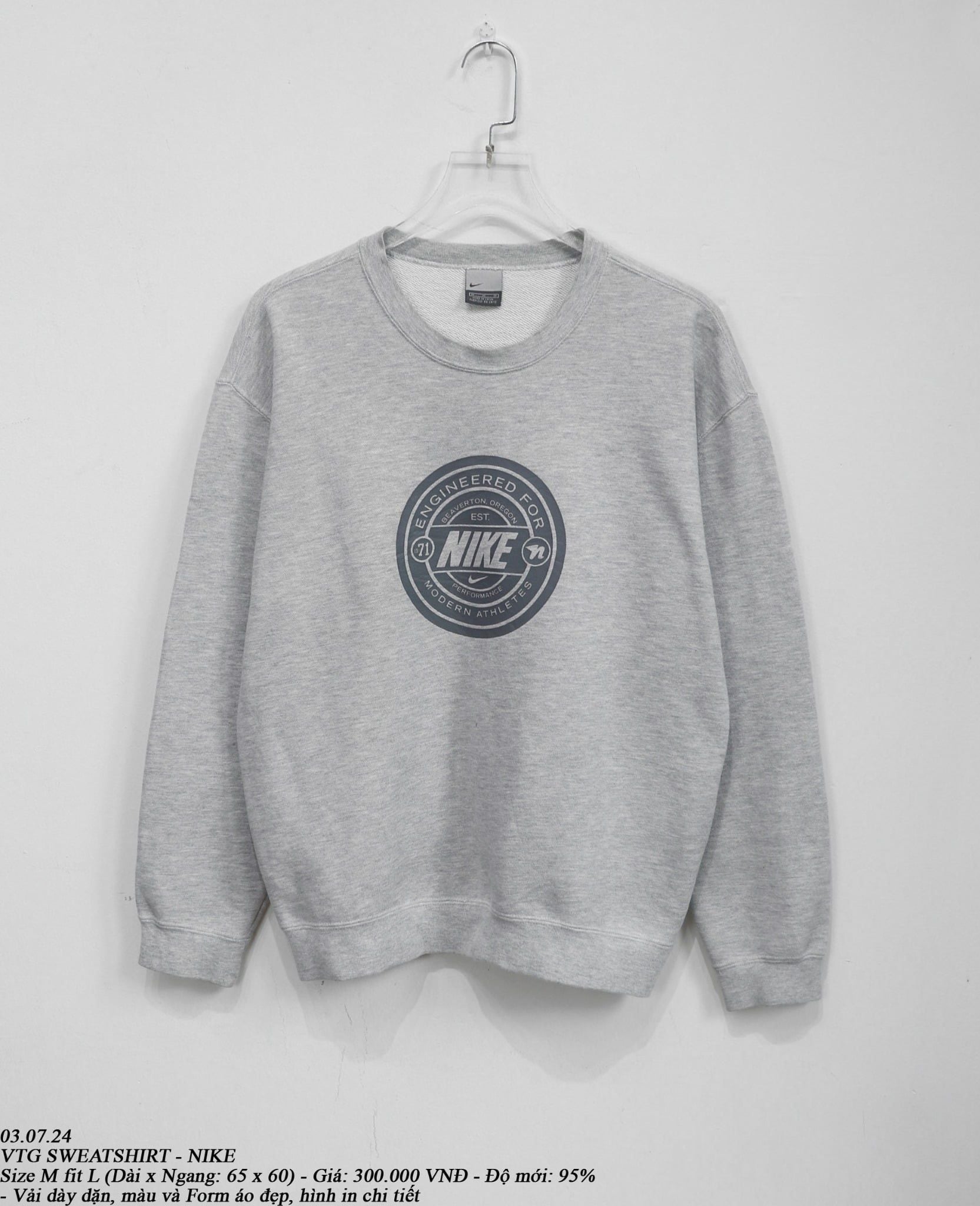  03.07.24 - VTG SWEATSHIRT - NIKE 