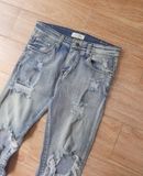  06.26.24 - VTG DESTROYED SKINNY  DENIM PANTS - STWR 