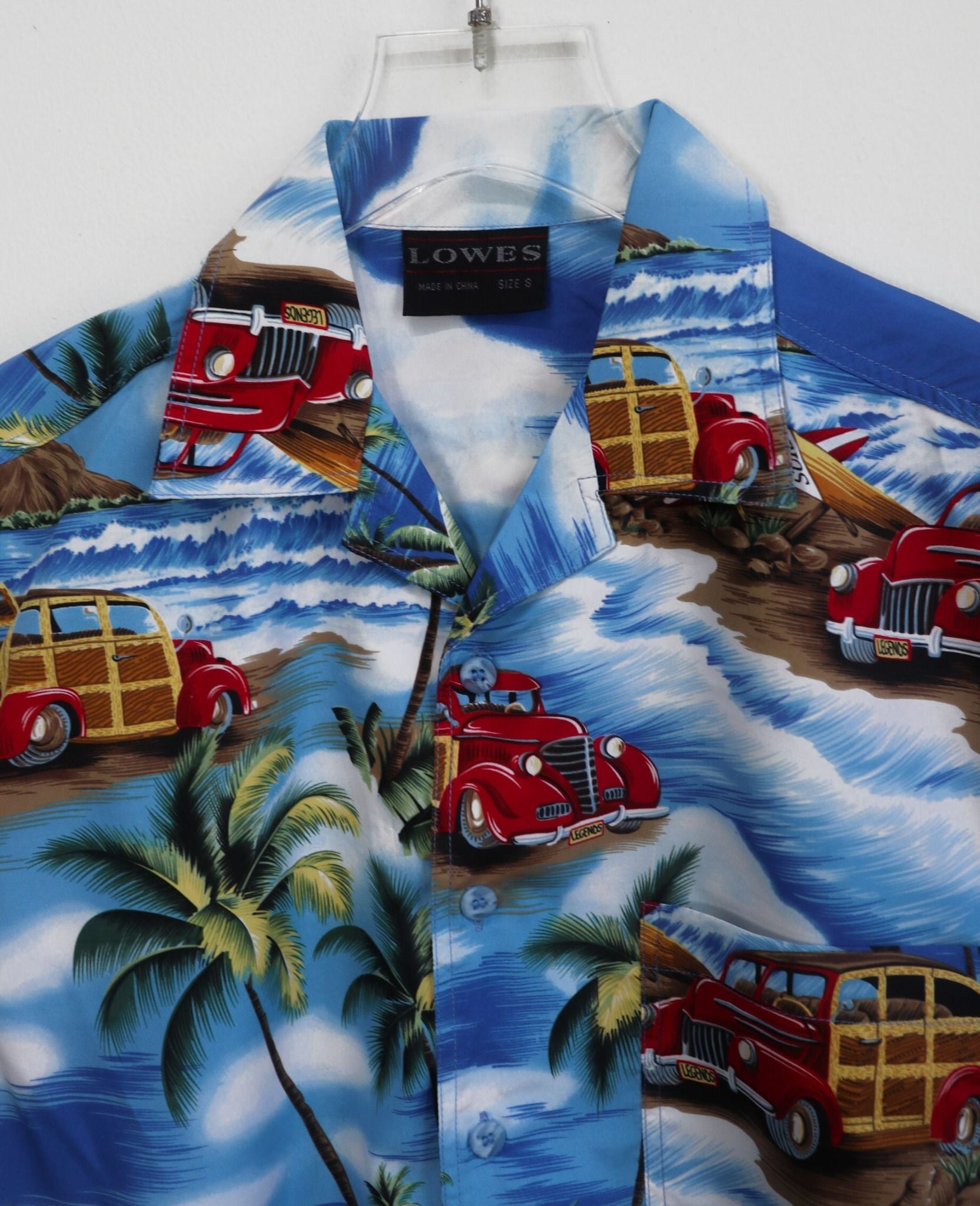  03.12.24 - VTG BUTTON UP SHIRT - LOWES 