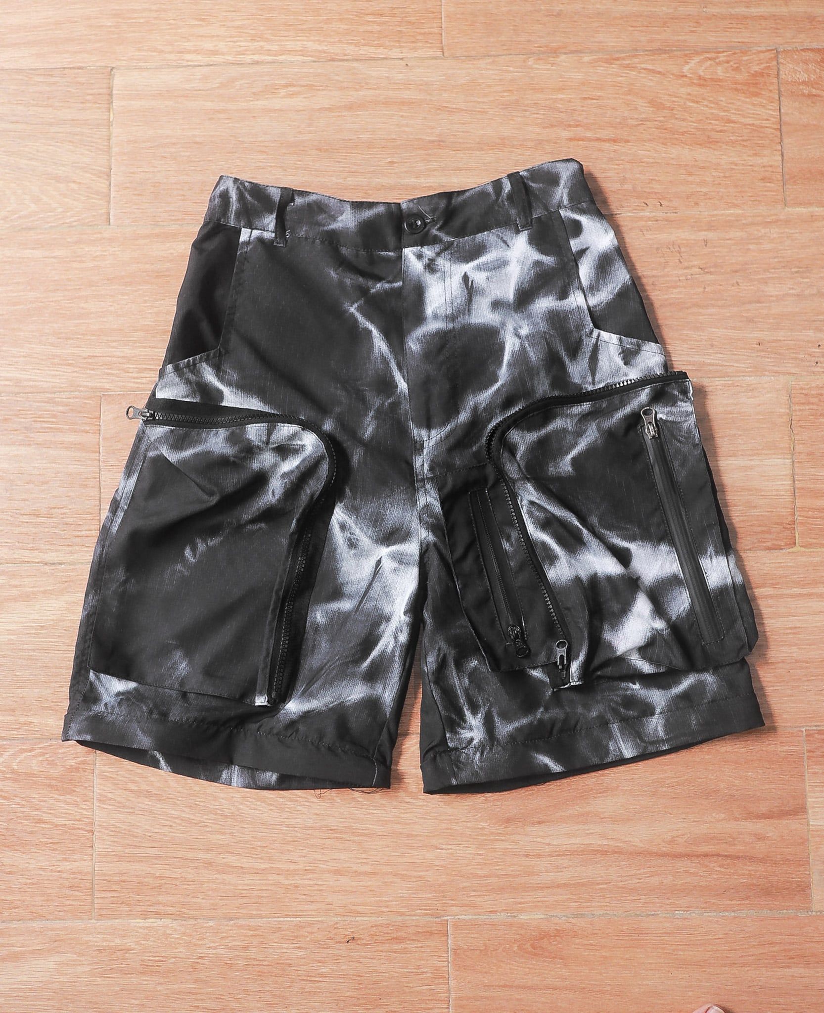  08.02.24 - VTG CONVERTIBLE NYLON PANTS 