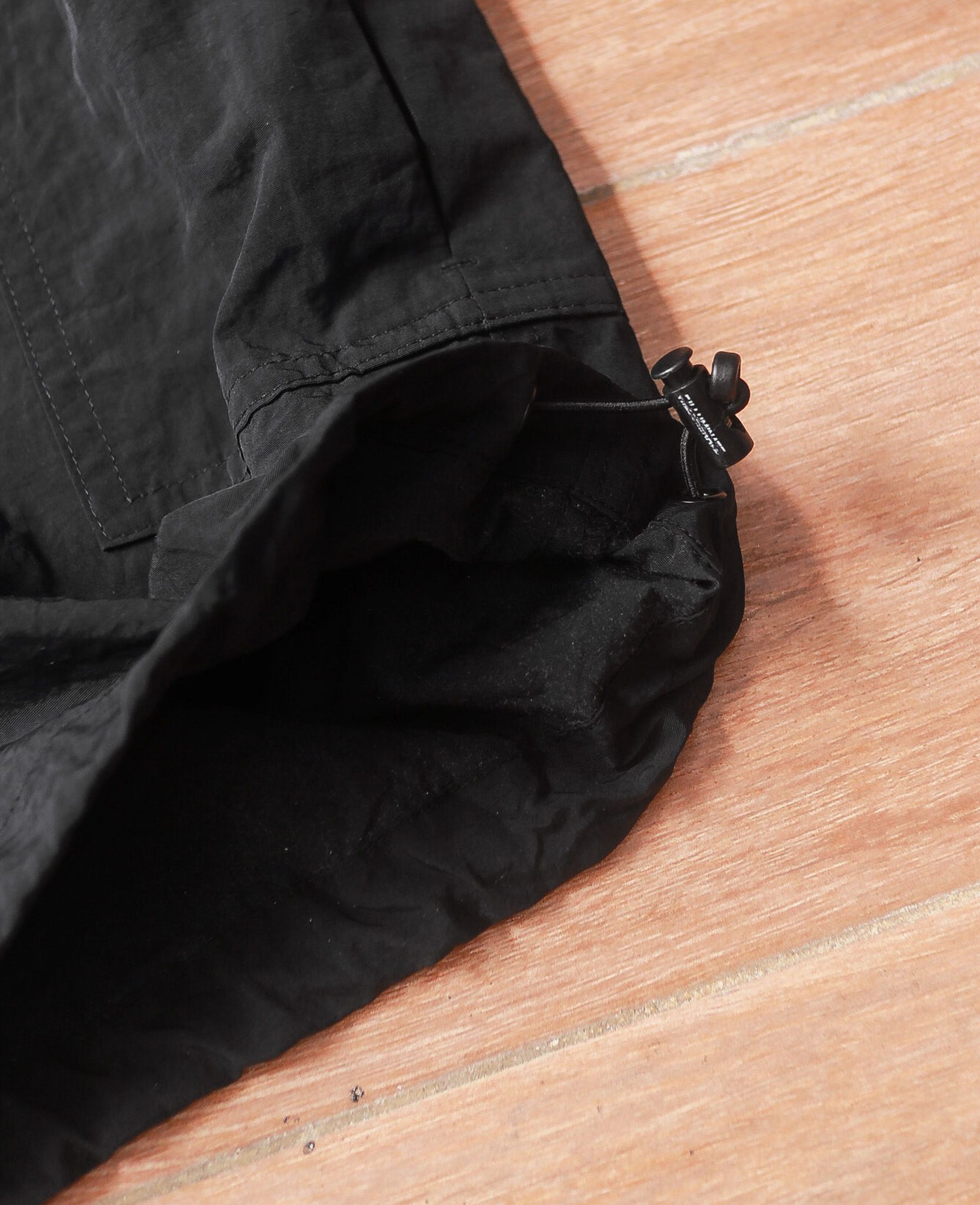  08.02.24 - VTG NYLON CARGO SHORT - F.ILLUMINATE 