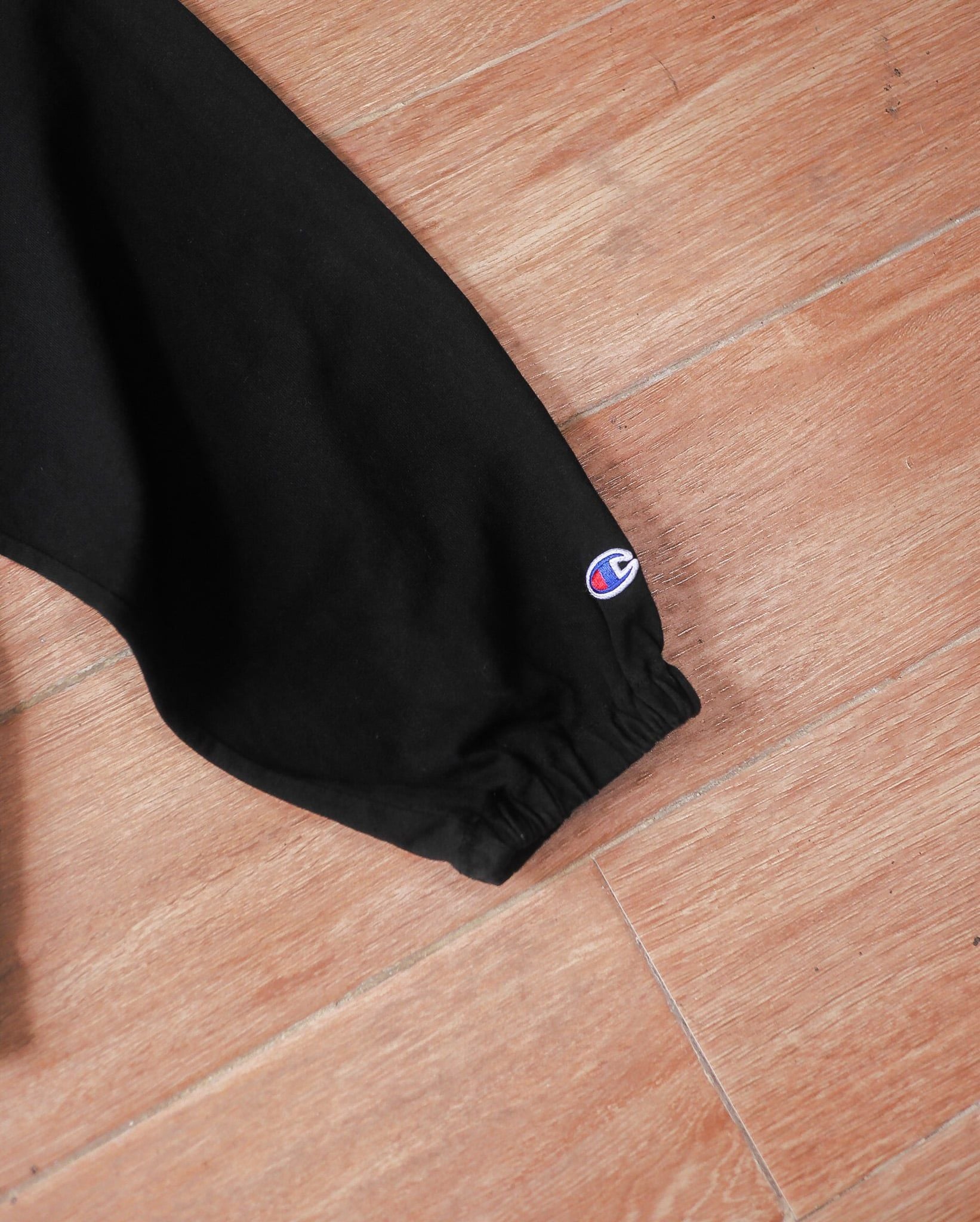  08.01.24 - VTG BOXY HOODED LONGSLEEVE SHIRT- CHAMPION 