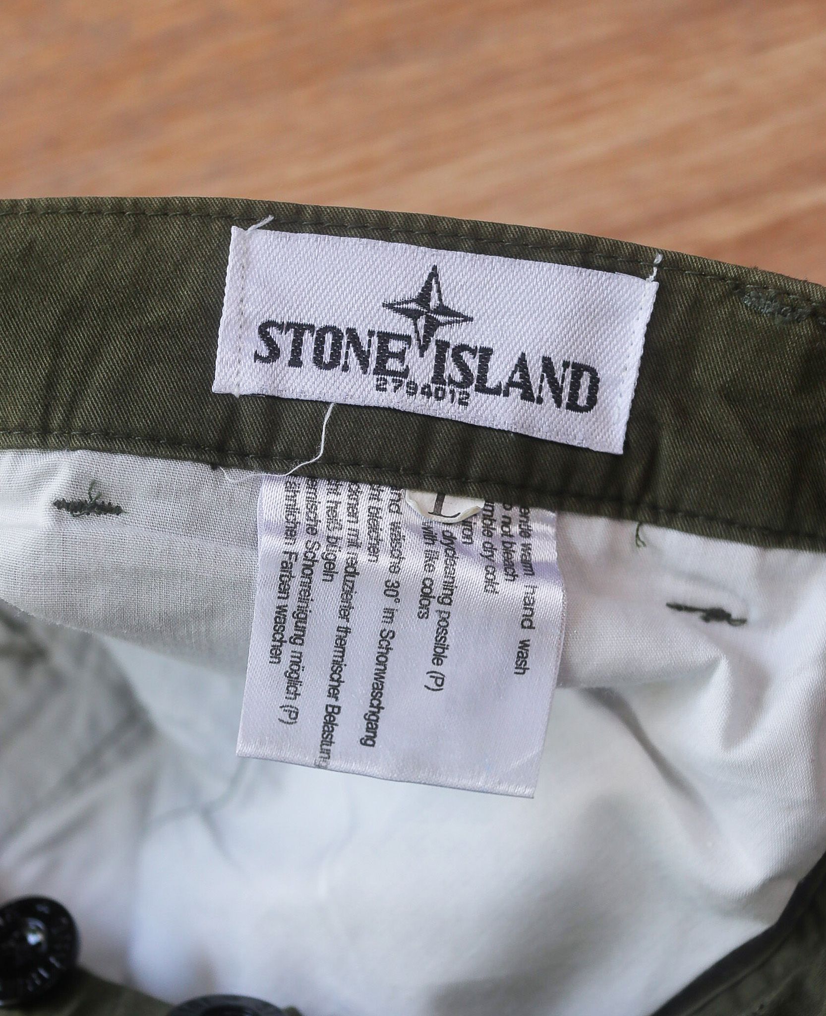  08.07.24 - VTG CARGO SHORT - STONE ISLAND 