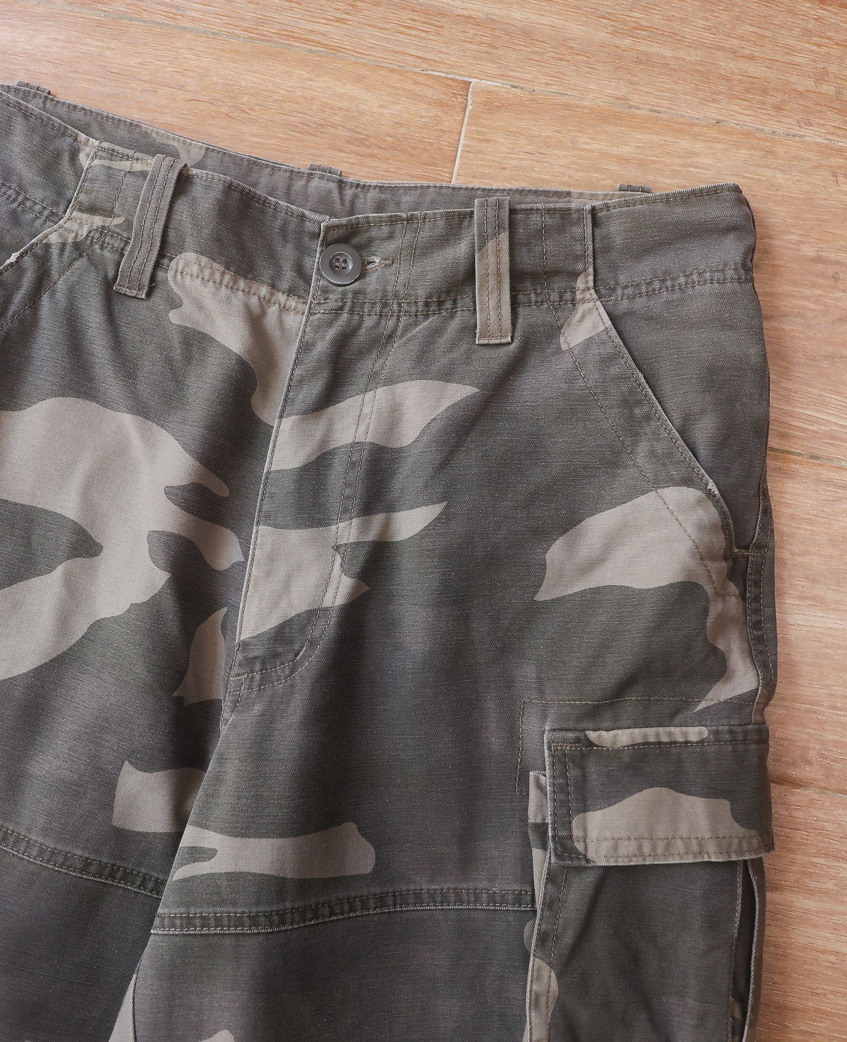  08.07.24 - VTG BAGGY CARGO SHORT - K.TWO HOLLIS 