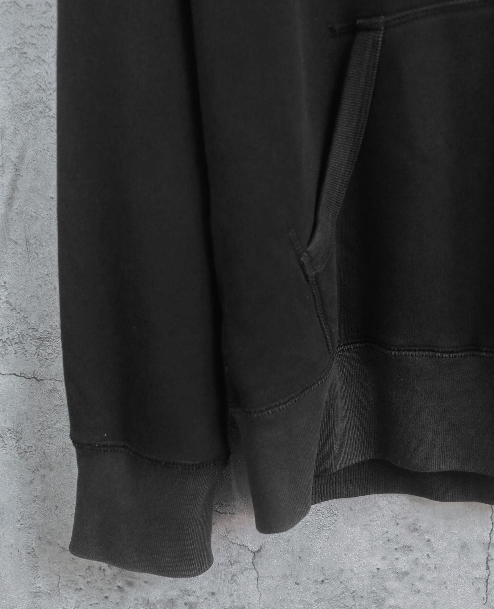  01.09.24 - VTG WASHED PULLOVER HOODIE - UNIQLO 