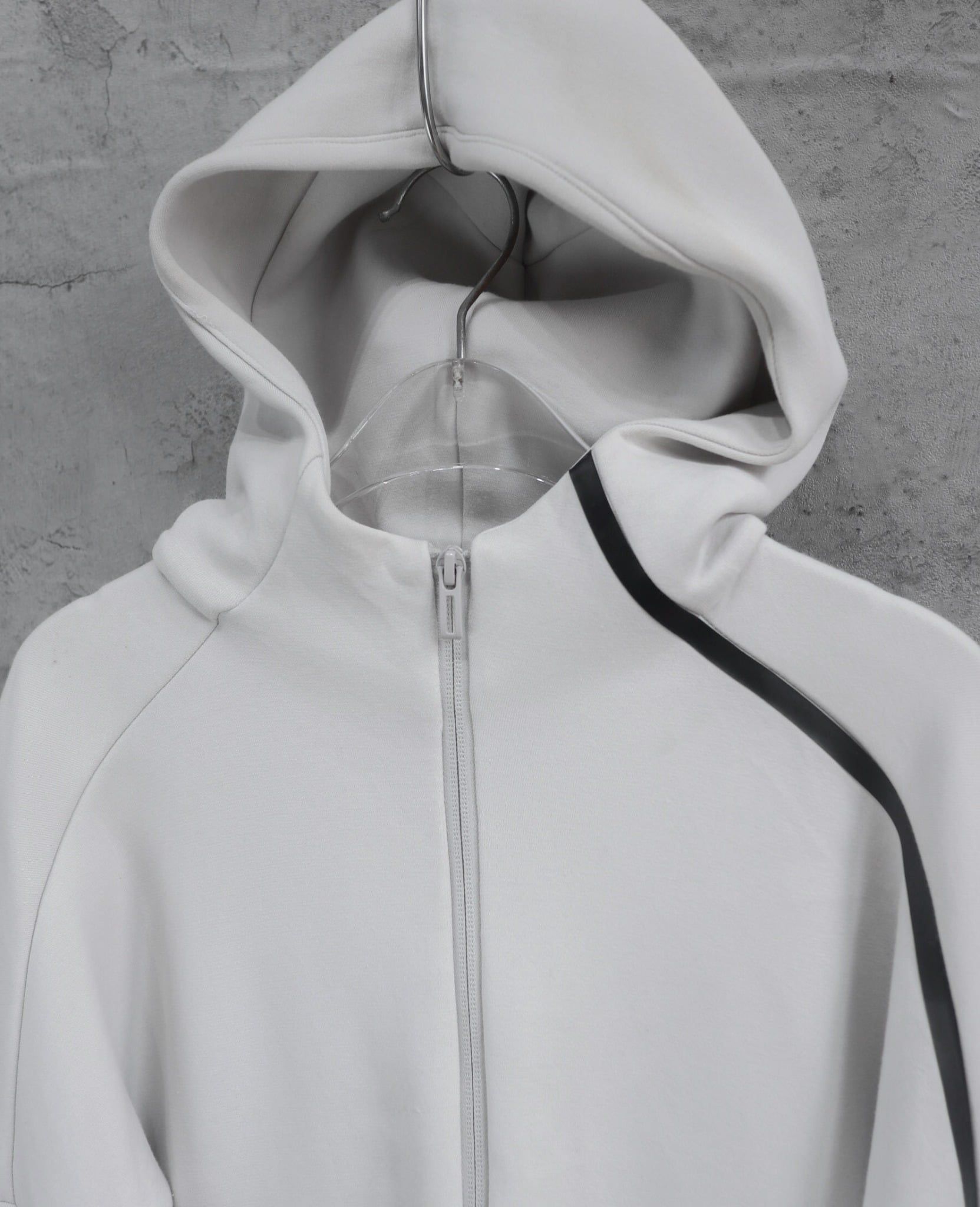  01.09.24 - VTG CROPPED ZIP UP HOODIE - ADIDAS 