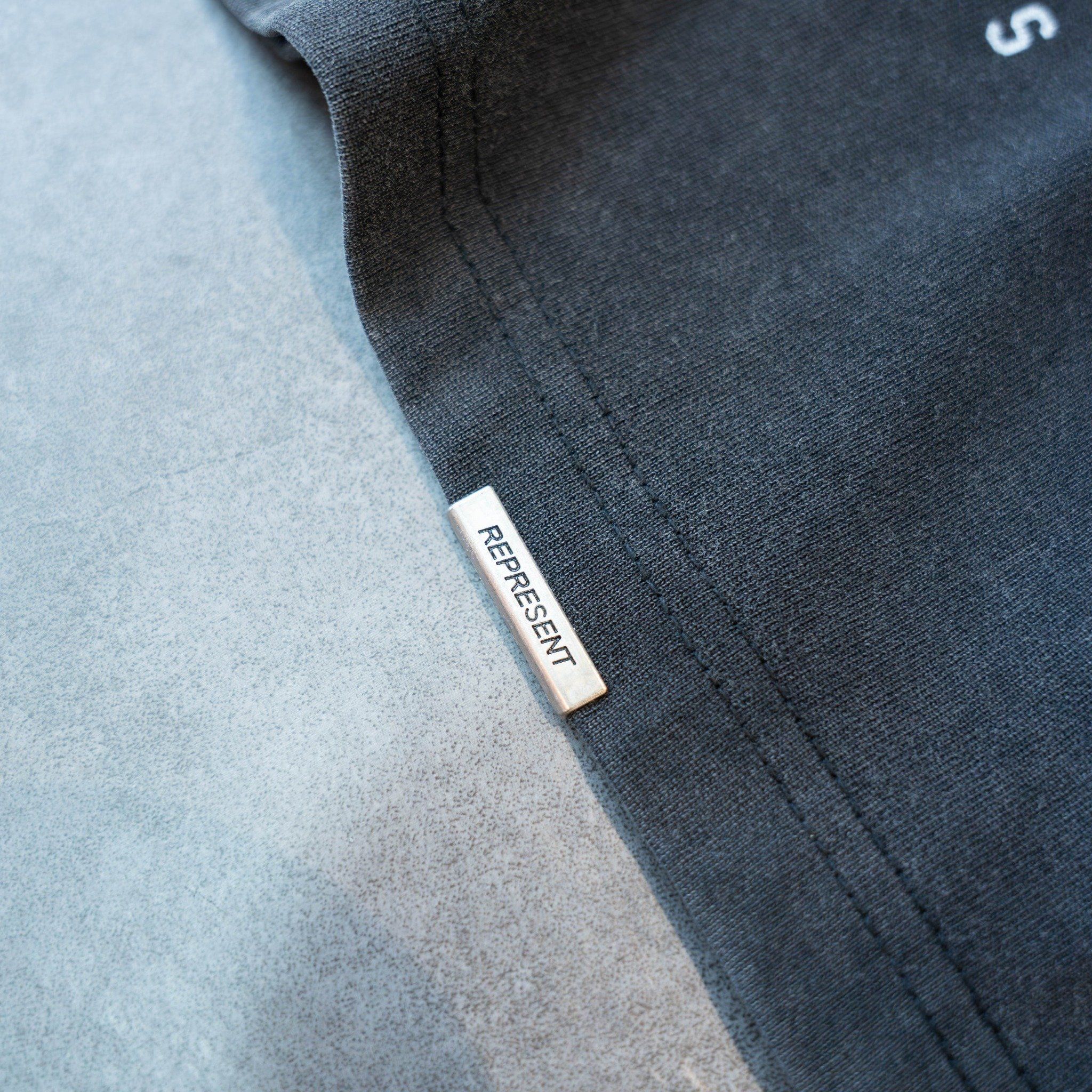  Tee REPRESENT Hình Oversize 