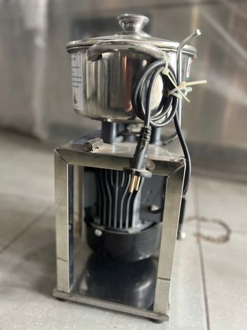 Máy xay giò gia đình đường kính 18cm- chân inox-AT-XGC500