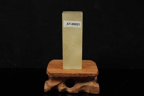 Ấn thạch Lệ Chi Đông — Thanh Hải 26x26x77mm (AT-00021)