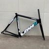 Khung Fixed Gear LOW II càng carbon F1 sử dụng cọc yên 31.6mm