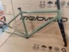 Khung Gravel Melovelo LYRA thép CRMO 4130 càng carbon 700C