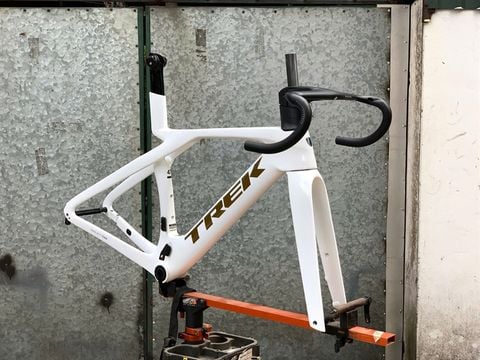 Khung Road Carbon Trek Madrone Gen 7 phanh đĩa