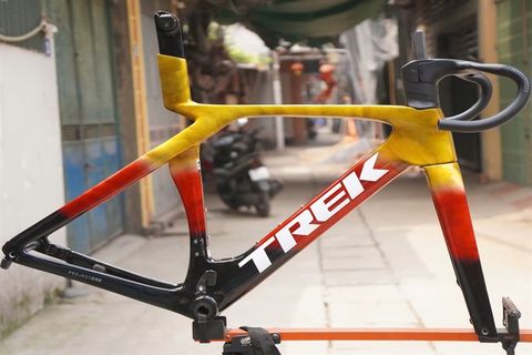 Khung Road Carbon Trek Madrone Gen 7 phanh đĩa