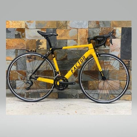 Xe dựng carbon FACTOR O2 size 49
