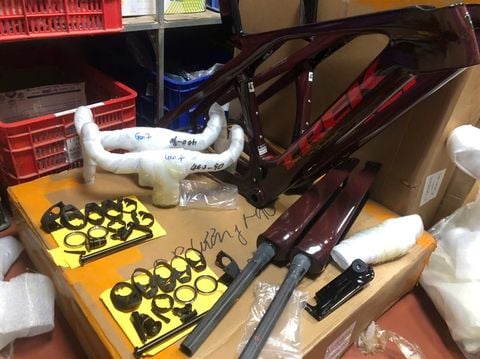 Khung Road Carbon Trek Madrone Gen 7 phanh đĩa