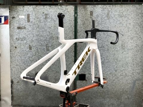 Khung Road Carbon Trek Madrone Gen 7 phanh đĩa