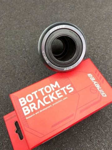 BB ép Gineyea BBrightC Ceramic cho trục 24mm*46mm 1 đầu bằng 1 đầu lồi cho cervelo