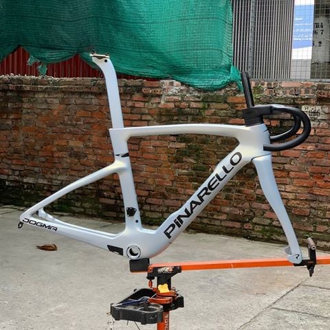 Khung road carbon Pina F phanh đĩa mẫu 2026