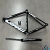 Khung Fixed Gear LOW II càng carbon F1 sử dụng cọc yên 31.6mm