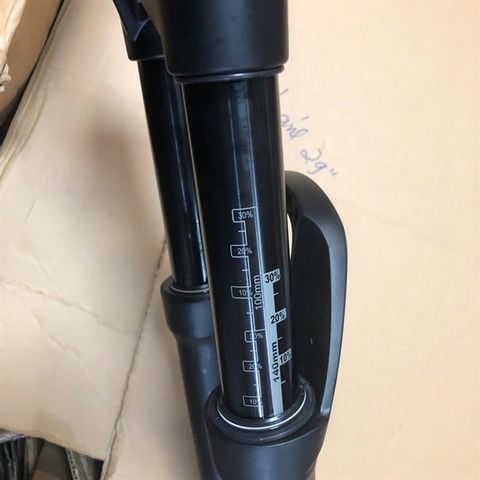 Càng thụt hơi NONAME bánh 29 cổ to phanh đĩa trục lớn