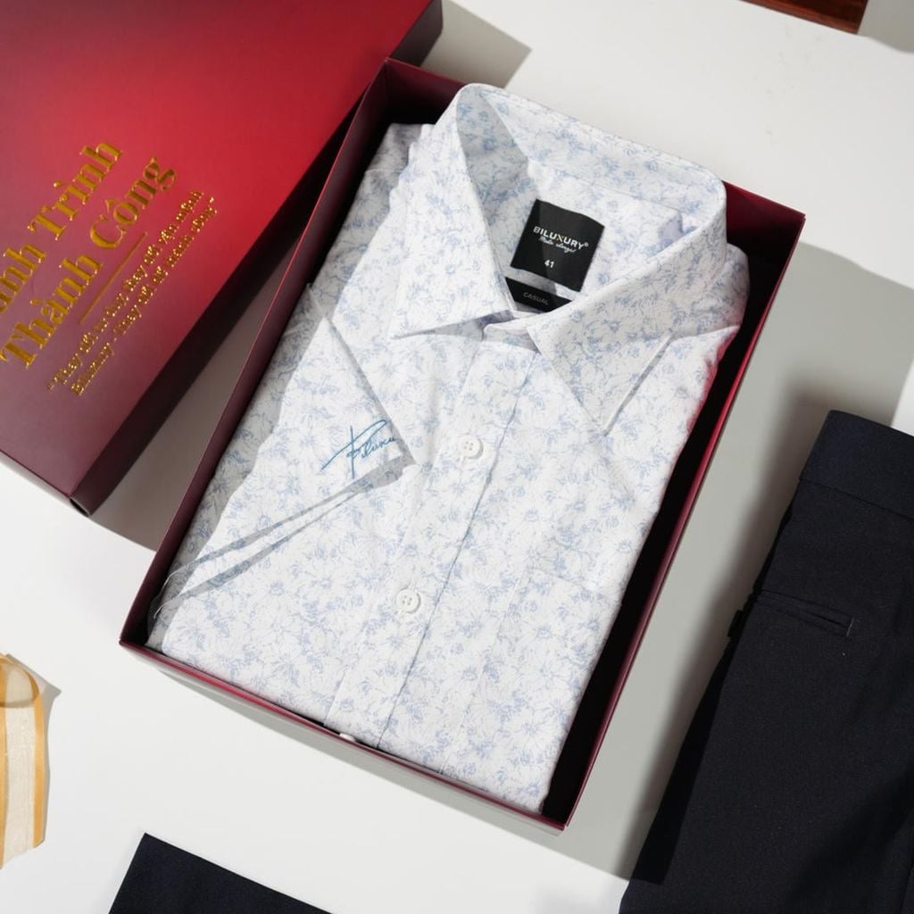  Áo Sơ Mi Cộc Tay Có Túi Thiết Kế Hoạ Tiết Cao Cấp 1SMCH664TRK 