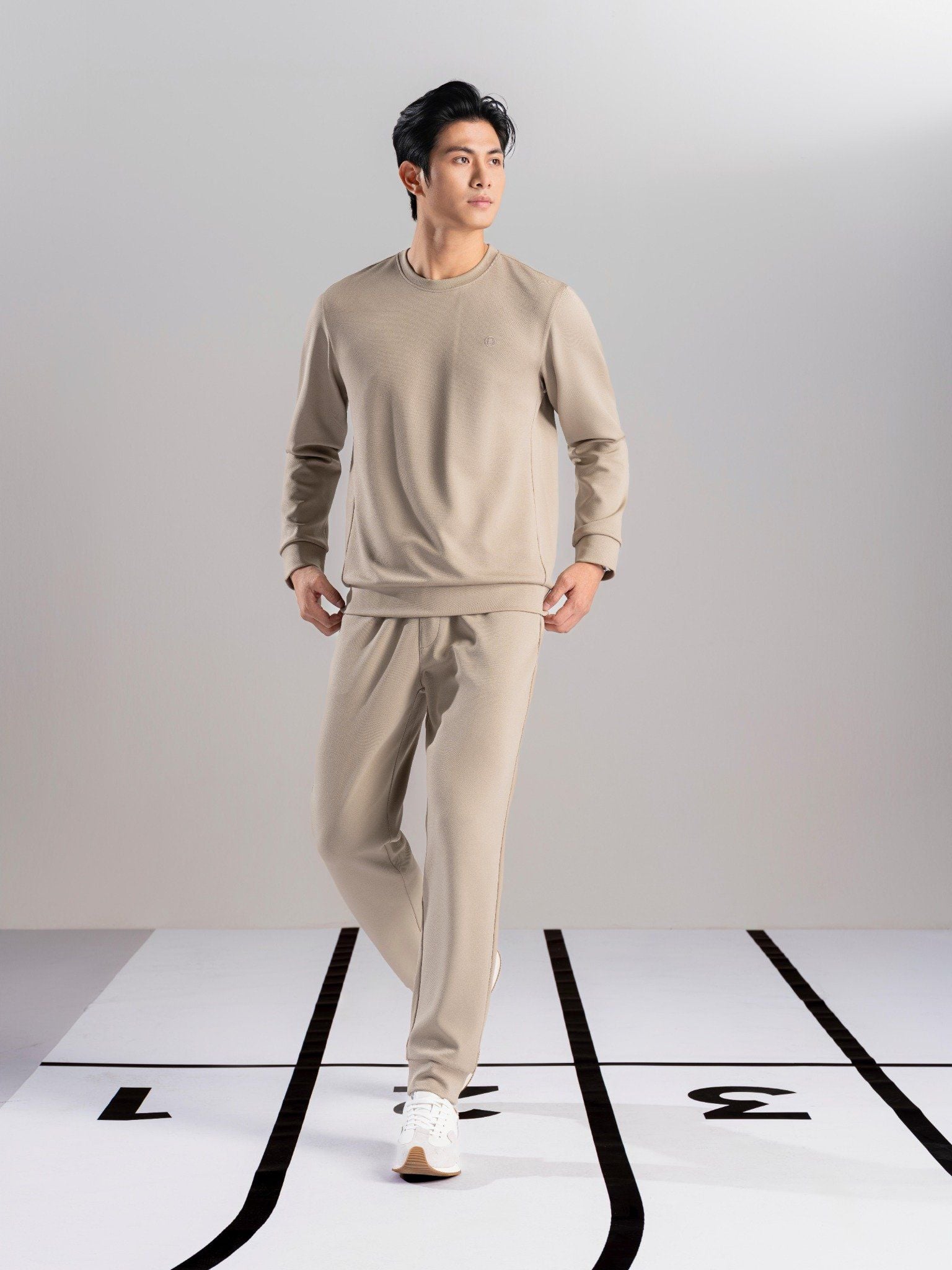  Bộ Nỉ Thể Thao Cổ Tròn Thiết Kế Basic, Giữ Ấm, Chống Xù 9ANOT001 + 9QNIT001 