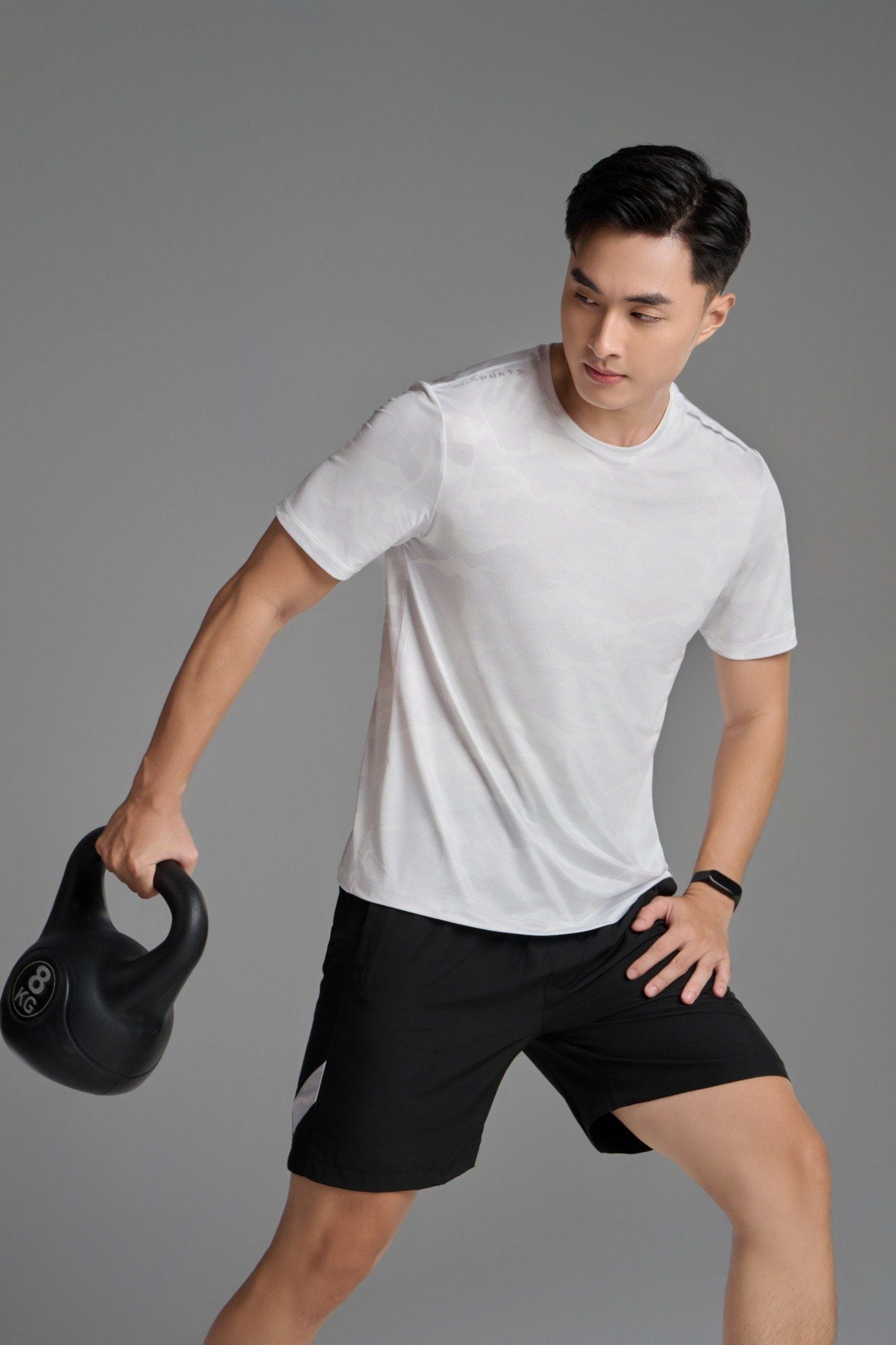  COMBO Thể Thao Áo Tshirt Trắng 9APKT543GHS Và Quần Đùi Gió 9QDGT529 