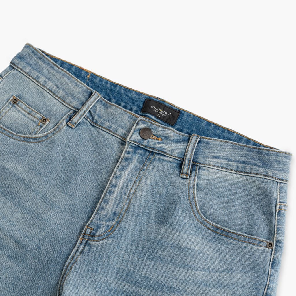  Quần Jeans Xanh Nhạt Cao Cấp Bền Màu, Chống Xù, Giữ Form 9QBDB026XNH + Tặng Áo Polo 