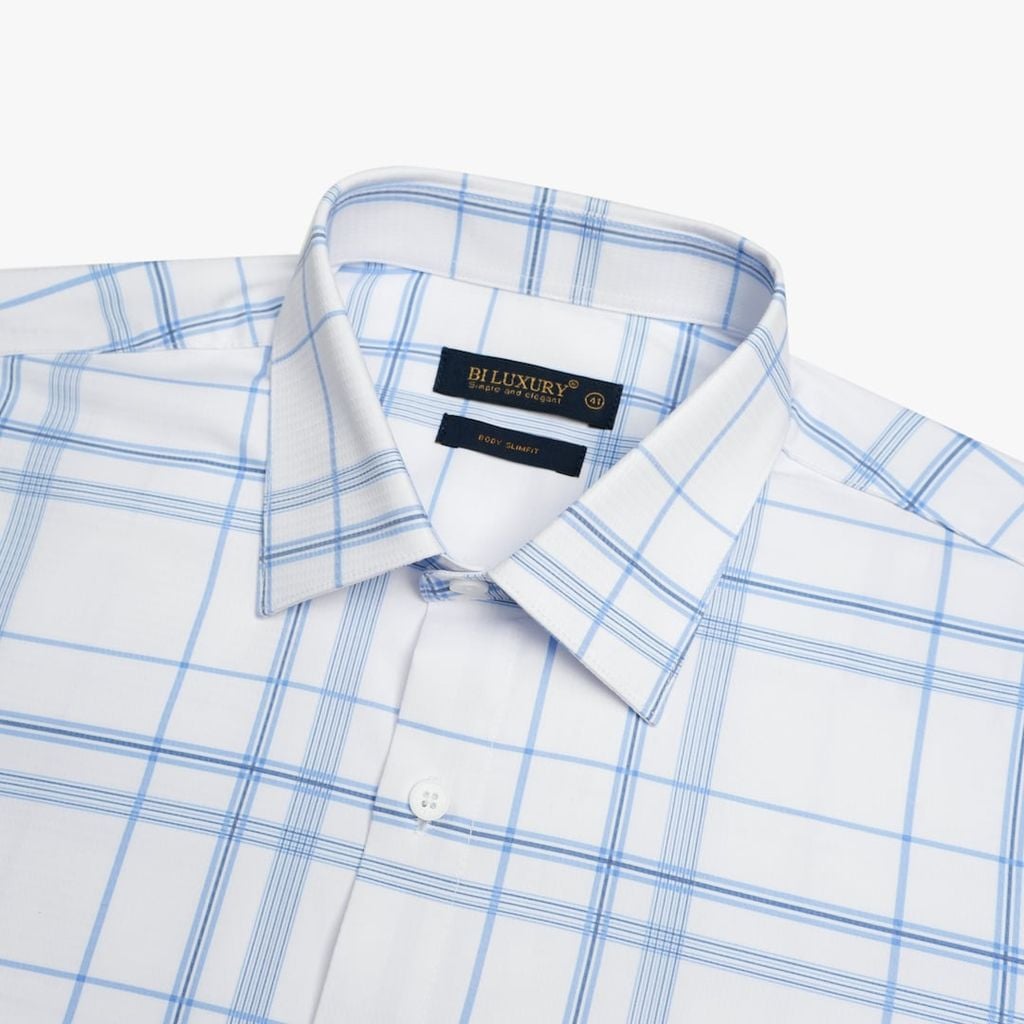  Áo Sơ Mi Trắng Dài Tay Thiết Kế Hoạ Tiết Caro 9SMDC575TRK 