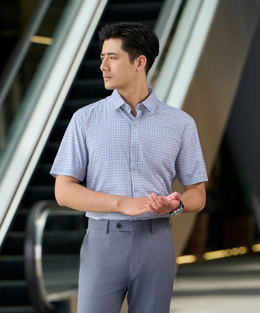  Áo Sơ Mi Ghi Sáng Ngắn Tay Kháng Khuẩn Tốt 7SMCC326GHS 