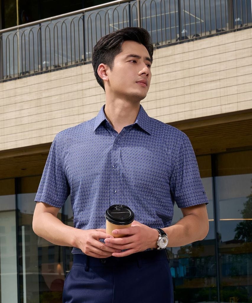  Áo Sơ Mi Tím Than Tối Ngắn Tay Knit Nhật Thân Thiện Với Da 8SMCH423TTT 