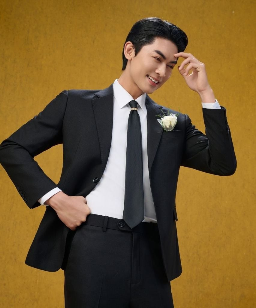  Áo Vest Đen Biluxury Cao Cấp 9AVBH510DEN Và Quần Âu 9QAVH510DEN 