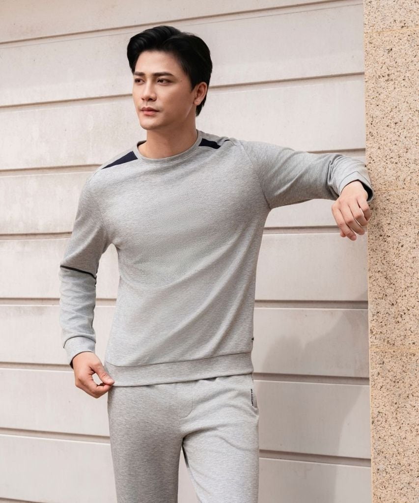  Bộ Nỉ Thể Thao Cổ Tròn Thiết Kế Basic 9ANOT002GHS + 9QNIT002GHS 