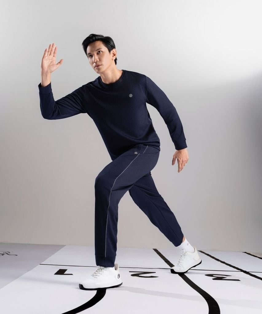  Bộ Nỉ Thể Thao Cổ Tròn Thiết Kế Basic 9ANOT003TTT + 9QNIT003TTT 