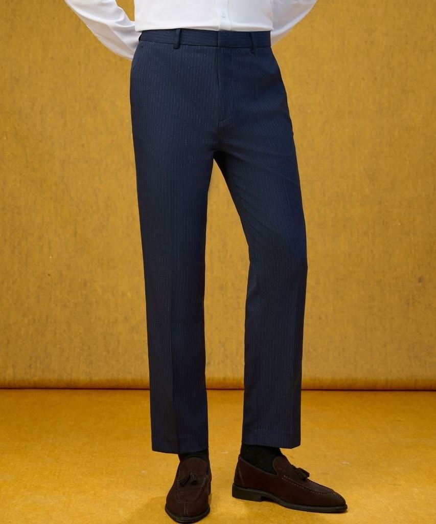  Quần Âu Tím Than Phối Kẻ Sọc Cao Cấp Chống Nhăn, Chống Bám Bẩn 8QAUS401TTT 