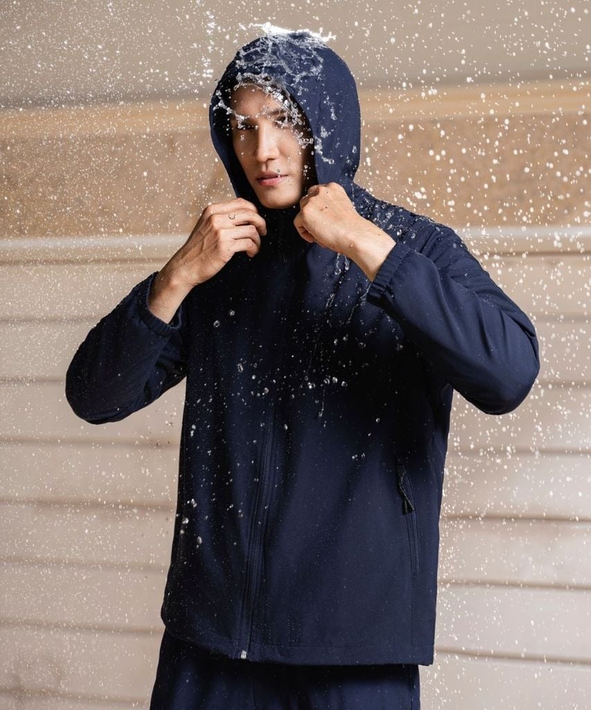  Áo Khoác Gió Thiết Kế 2 Lớp Có Mũ Tháo Rời Kháng Nước Tốt 9AG2T001TTS - Tặng 1 Đôi Tất 