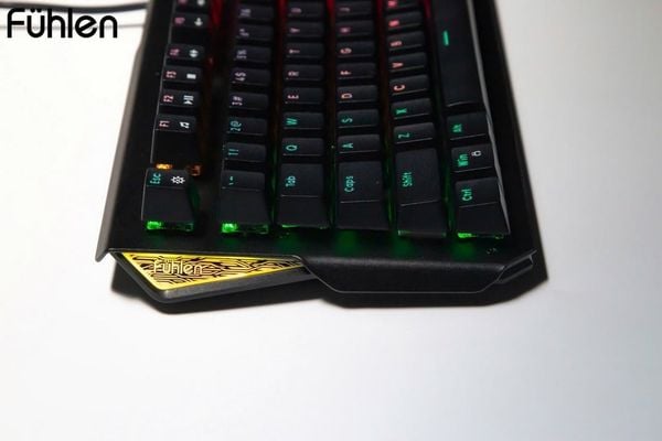 Bàn phím cơ có  Fuhlen D (Destroyer)