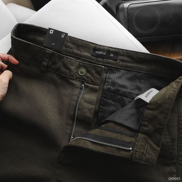  Quần kaki Straight Essential pants - 007 