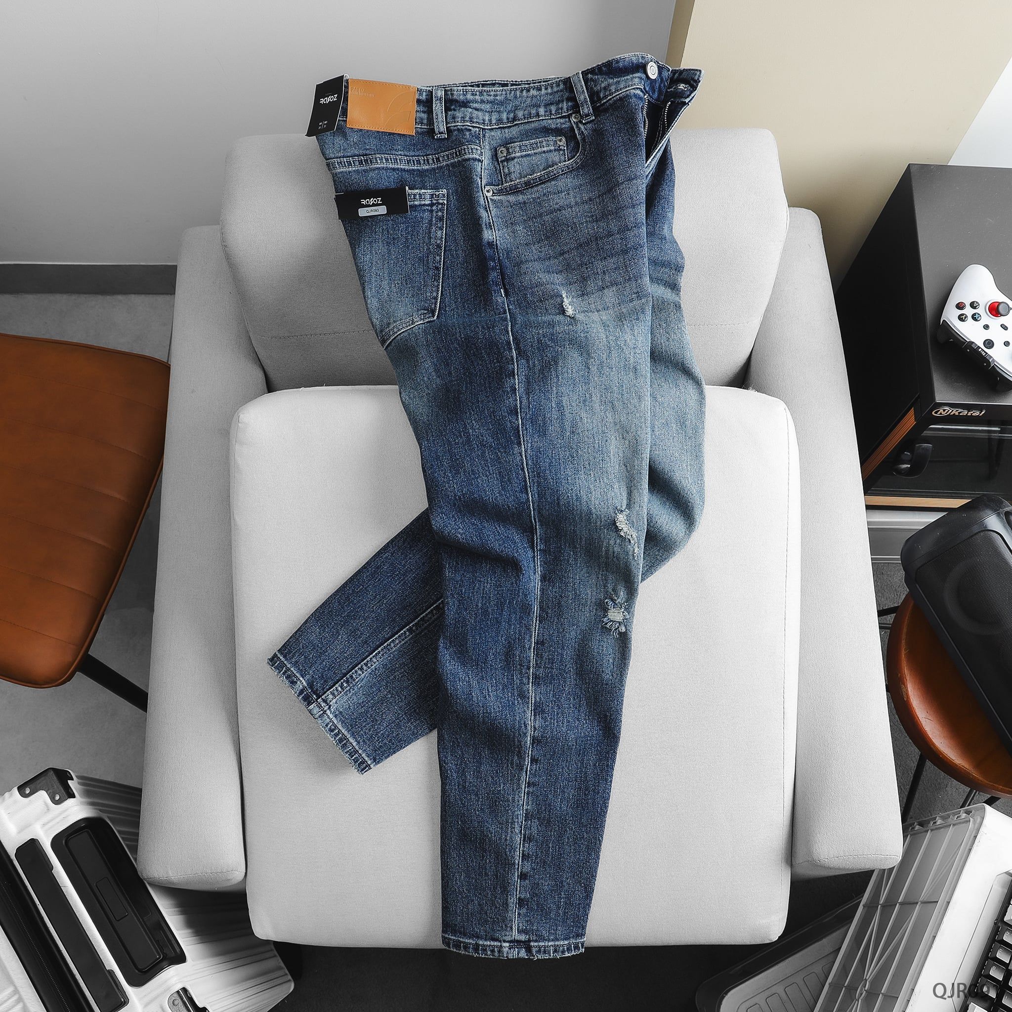  Quần jean Relaxed Blue Ripped - 093 