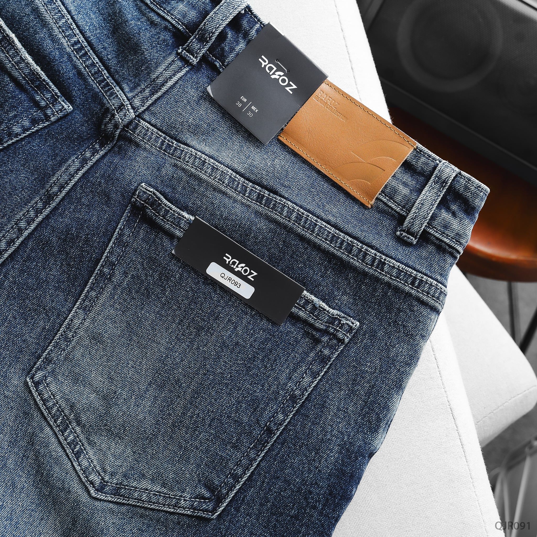  Quần jean Relaxed Blue Ripped - 093 