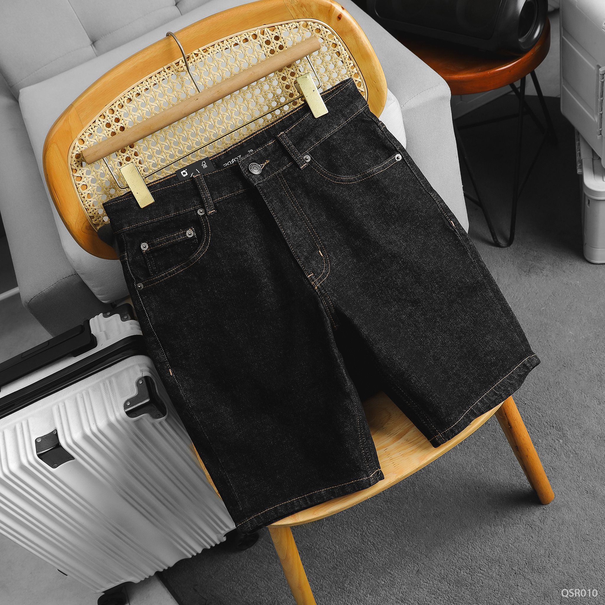 Quần short jean đen muối tiêu - 010 